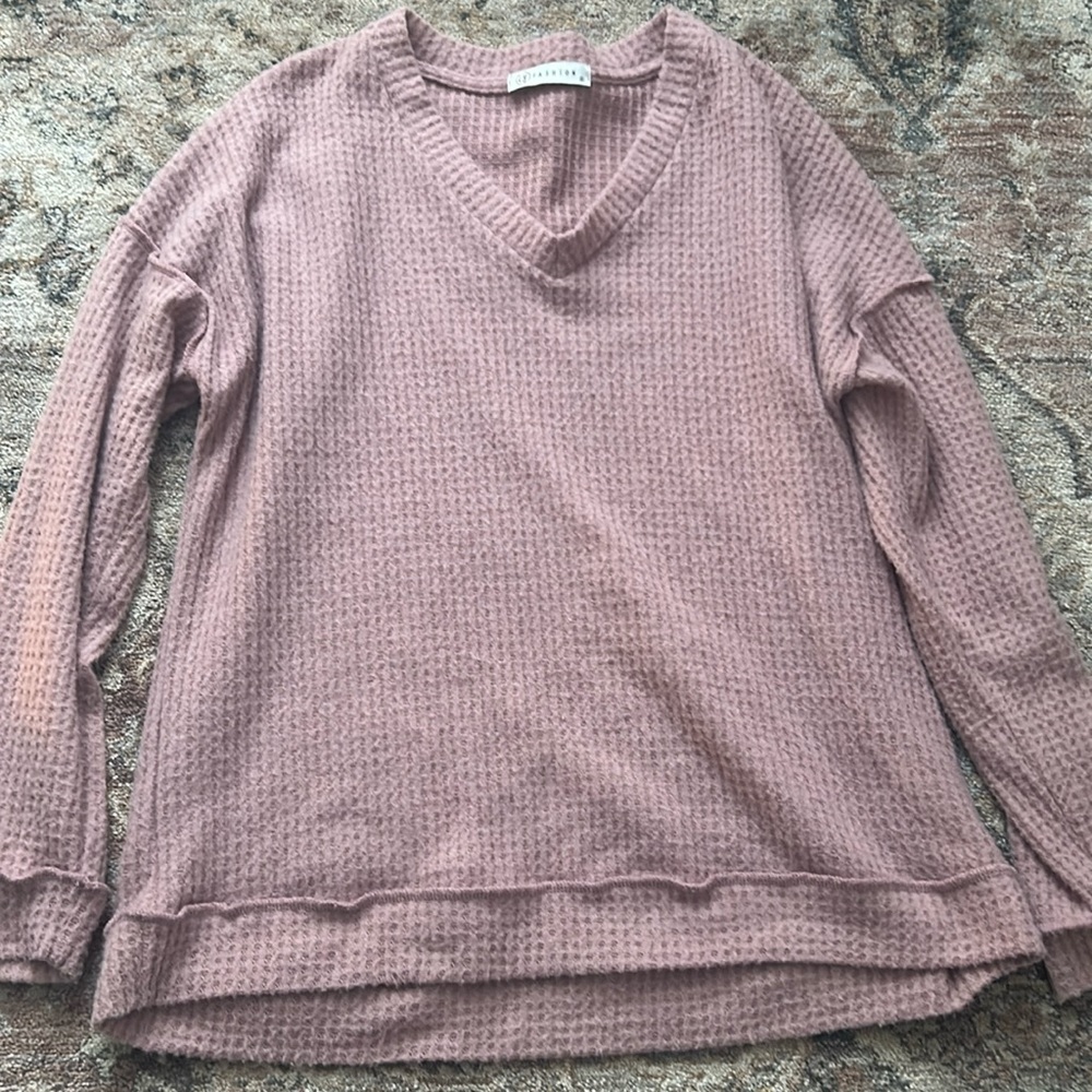 pink sweater